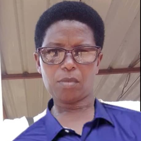 UWAMBAJIMANA Leoncie